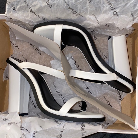 Wild Diva Shoes - Wild Diva Black and White Heels